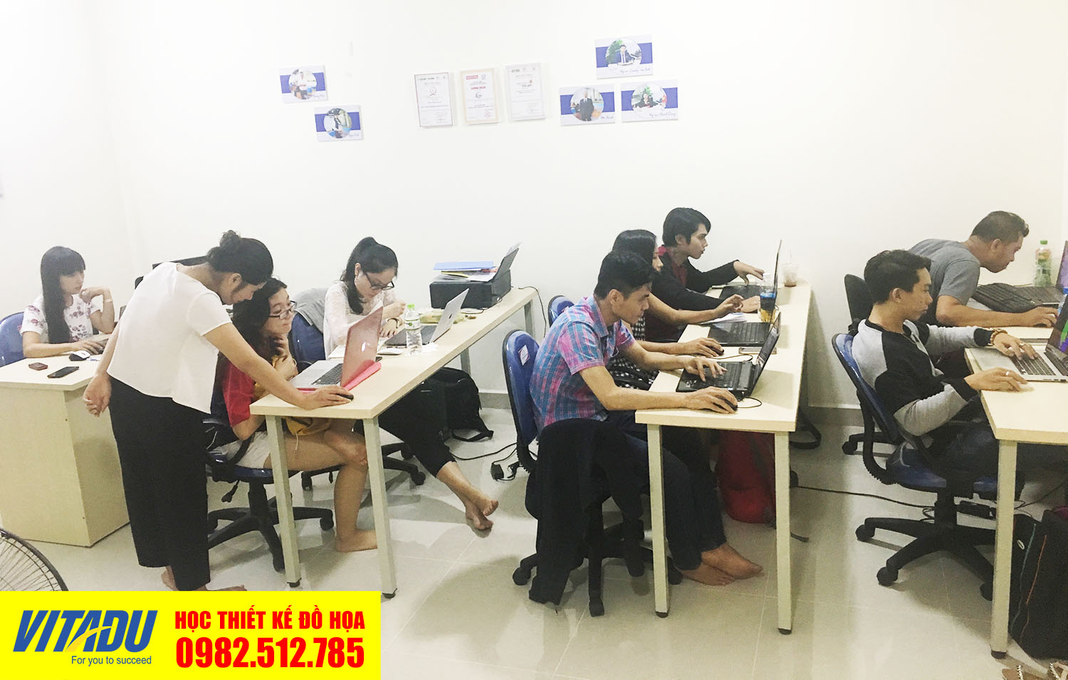 Lớp học Corel X7 ở Tân Phú